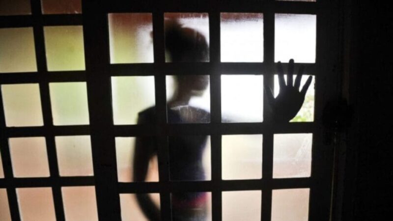 Mulher é investigada por suspeita de levar crianças para pontos de prostituição em SC