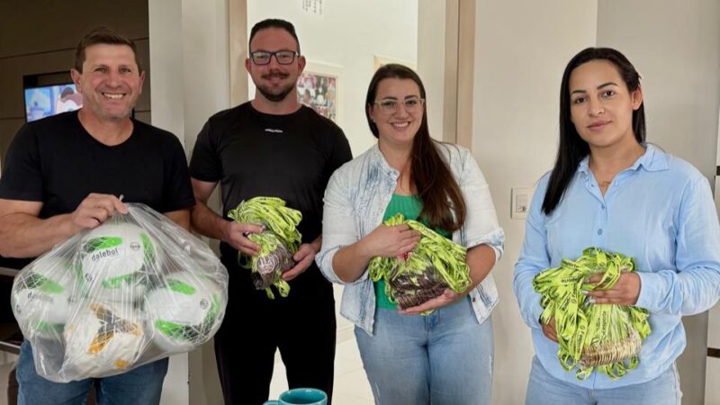 Vereadora Marília Nutricionista Conquista Materiais Esportivos para Santa Terezinha