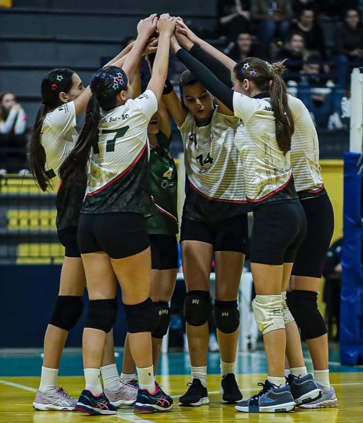 Venha torcer e apoiar o Voleibol Feminino Sub 15 da FMD neste domingo (29) no Annes Gualberto