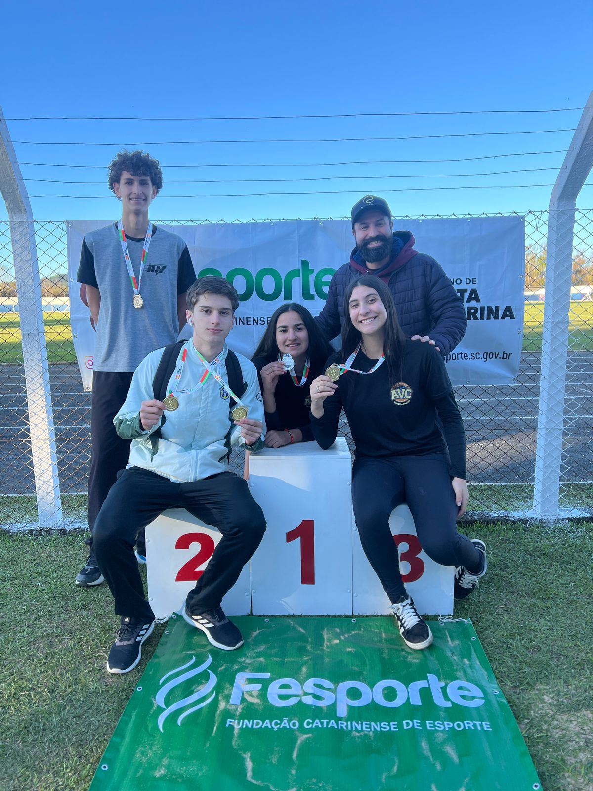 ATLETAS DE PAPANDUVA BRILHAM NA ETAPA REGIONAL DO JESC E GARANTEM VAGA NA FASE ESTADUAL