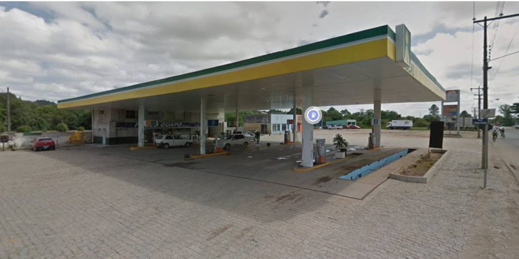 Dupla assalta posto de combustíveis em Canoinhas