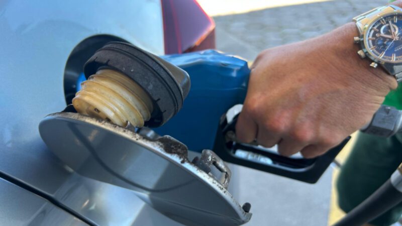 Gasolina e diesel ficam mais baratos em Itajaí, aponta Procon; saiba os preços