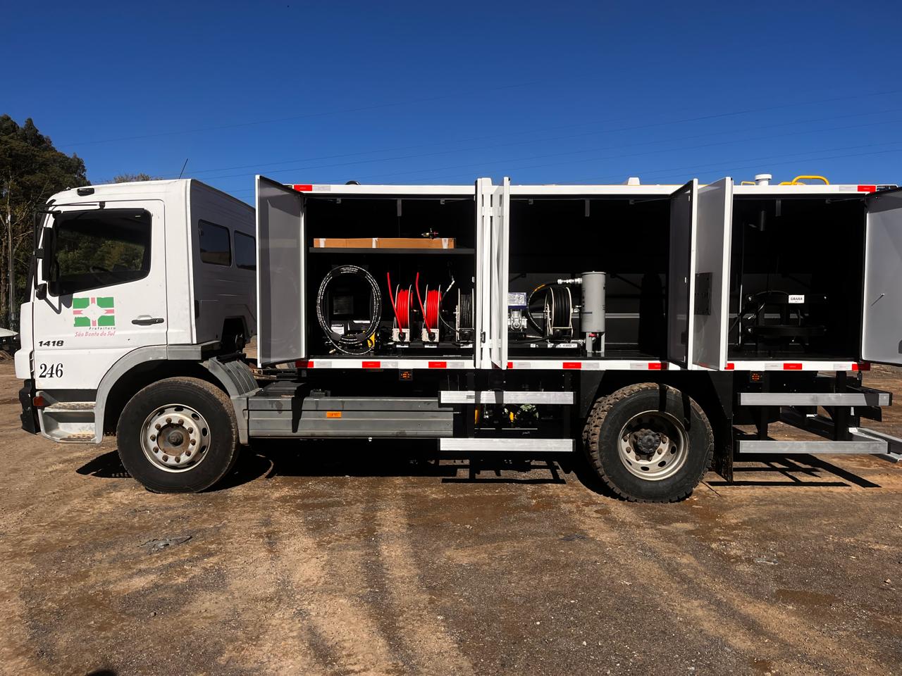 Secretaria de Obras adquire comboio de abastecimento para aumentar eficiência da frota