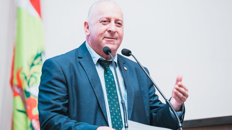 Deputado Oscar Gutz anuncia R$ 16 milhões para Estrada Boa Rural em Santa Terezinha