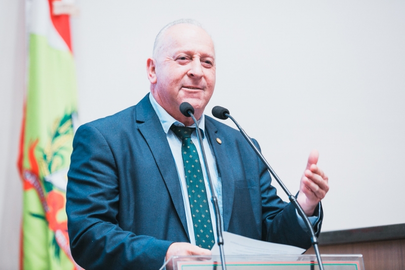 Deputado Oscar Gutz anuncia R$ 16 milhões para Estrada Boa Rural em Santa Terezinha