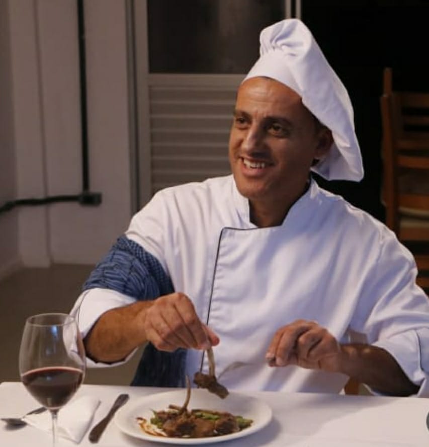 Em Mostra de Cinema na maior cidade do estado de SC, o ator é mais uma vez destaque e saí com Troféu