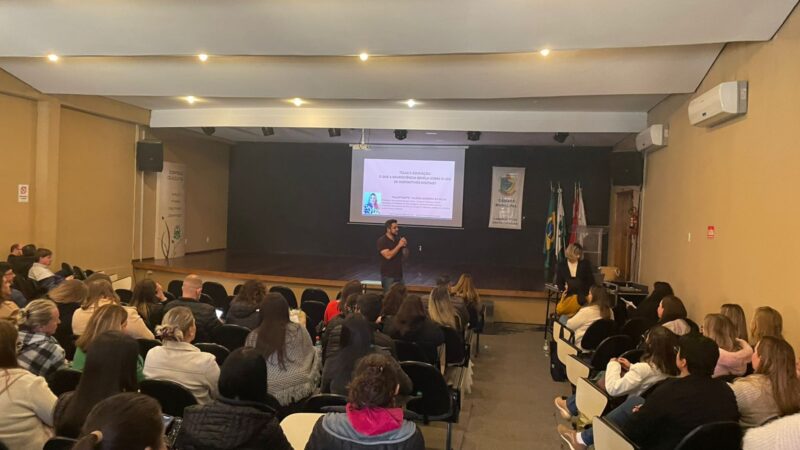 Capacitação Para Professores É Promovida Pela Secretaria de Educação Durante O Recesso Escolar