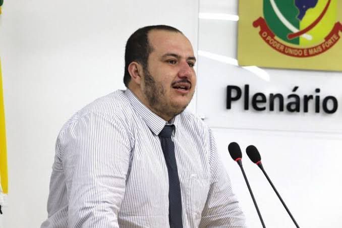 Ex-vereador de SC choca ao dizer o que políticos fazem em viagens a Brasília
