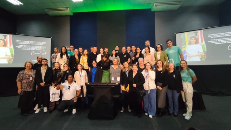 Campo Alegre apresenta seu potencial turístico à Secretária de Estado do Turismo durante evento em Joinville
