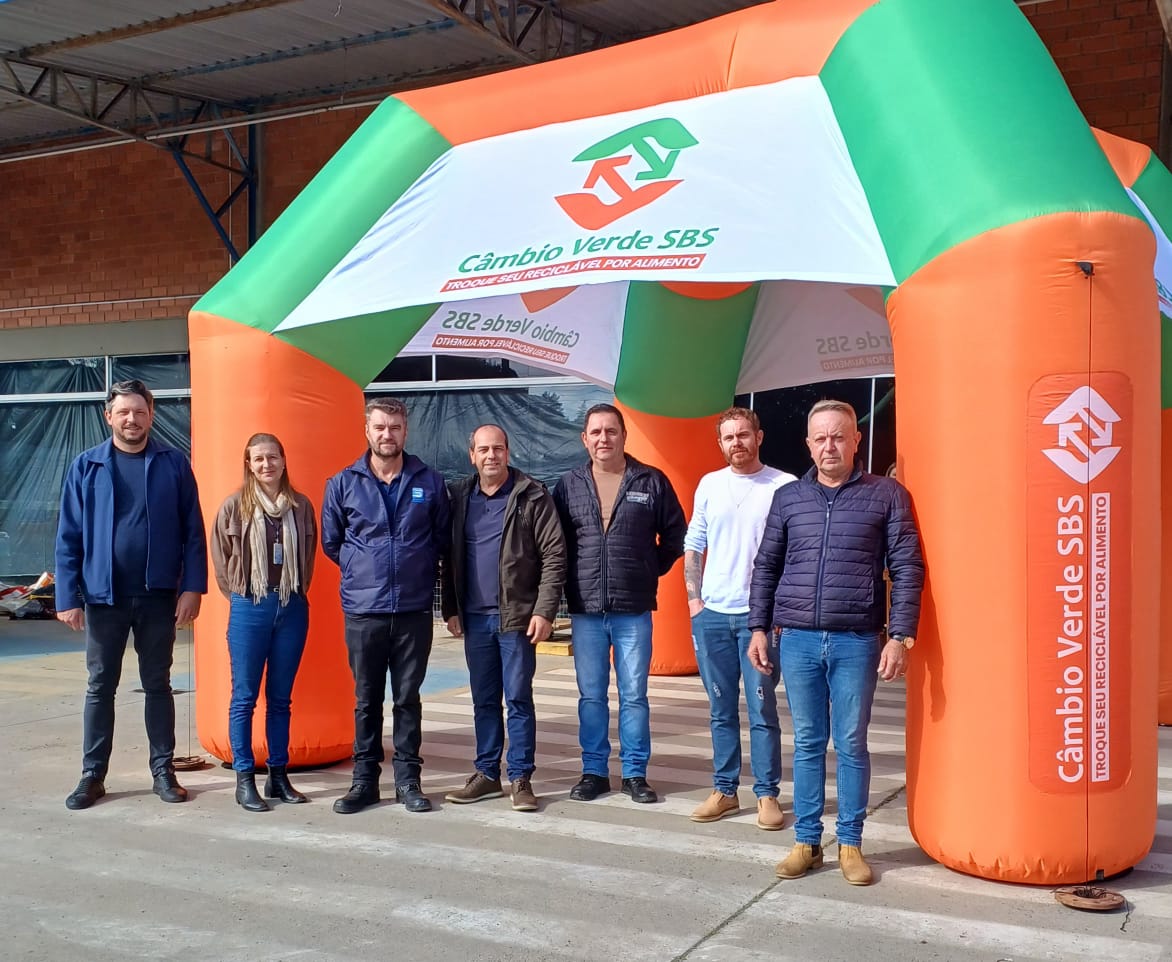 Câmbio Verde arrecada mais de 3,5 toneladas de recicláveis no bairro Cruzeiro e atrai visitantes de outros municípios