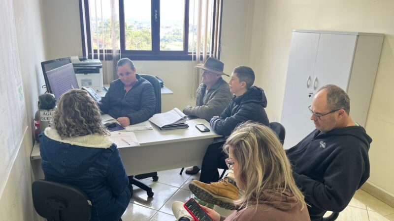 Secretaria de Agricultura e Meio Ambiente realiza reunião técnica sobre implantação do Castra Móvel em São Bento do Sul