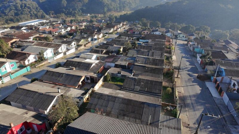 Emhab regularizará cerca de 200 imóveis em colaboração com a Cohab/SC