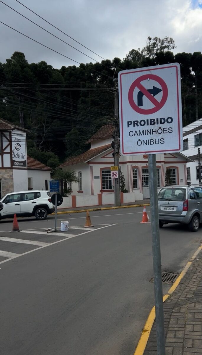 Atenção: Caminhões devem seguir rotas alternativas no trânsito de São Bento do Sul