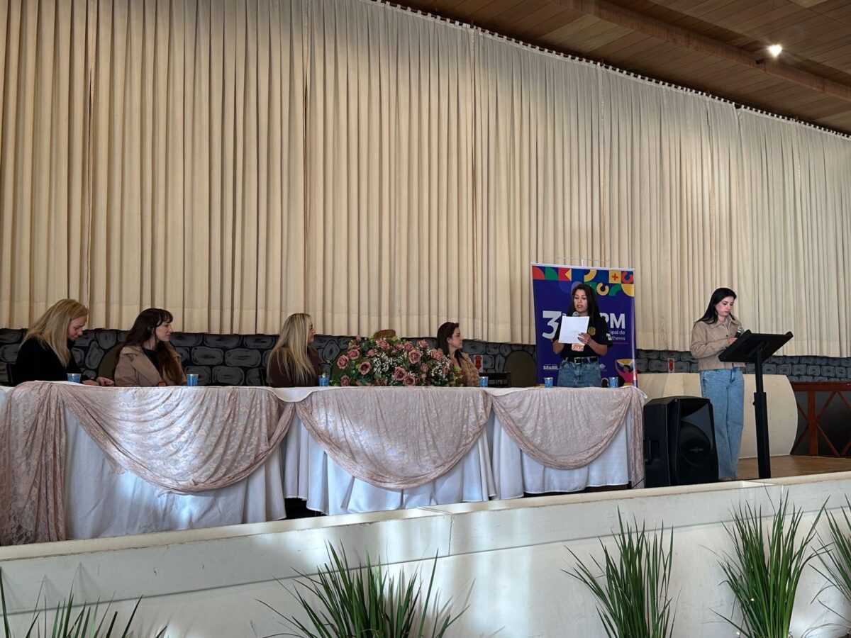 Vereadoras prestigiam conferência para mulheres