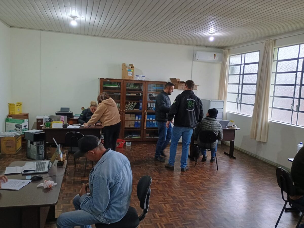 Entrega de Calcário Beneficia Produtores Rurais em Campo Alegre