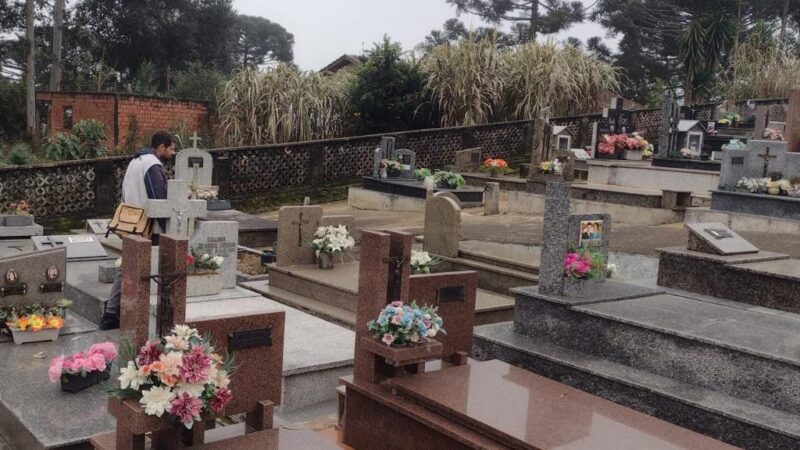 Agentes de Endemias Realizam Inspeções Nos Cemitérios de Campo Alegre para Combater À Dengue