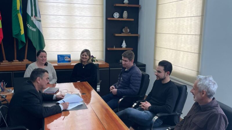 Prefeitura Assina Contrato Para Reforma Da Escola Maria José Duarte Silva Bernardes