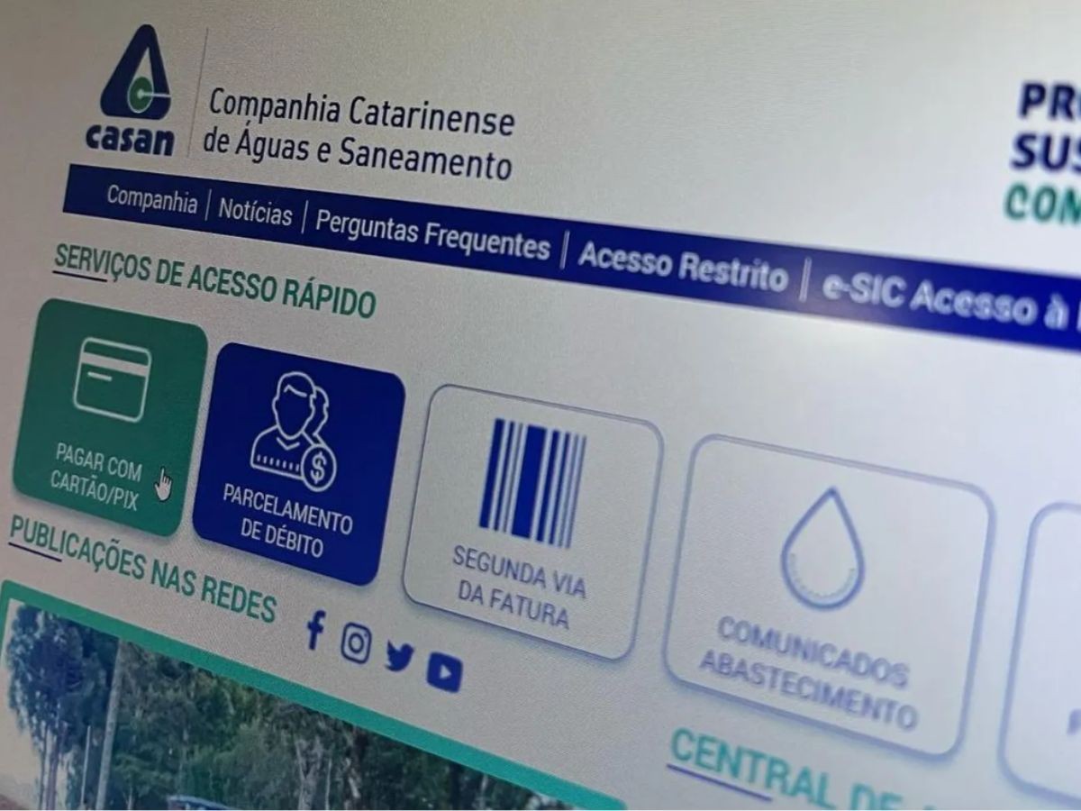 Parece, mas não é: criminosos usam nome da Casan para aplicar golpes usando sites falsos