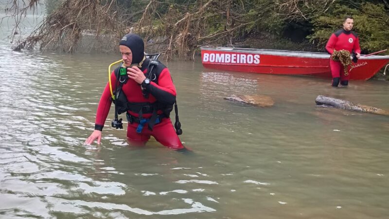 Bombeiros localizam corpo de jovem desaparecido no Rio Itajaí, em Papanduva