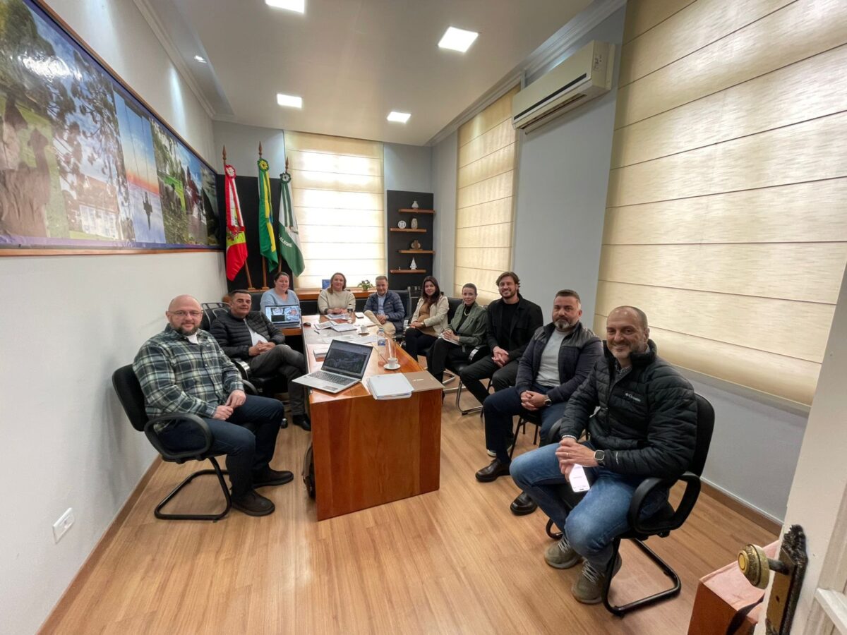 Prefeitura De Campo Alegre Firma Acordo Para Viabilizar Operação Urbana Consorciada Na Cascata Paraíso Para Futuro Parque Público Com Mirante