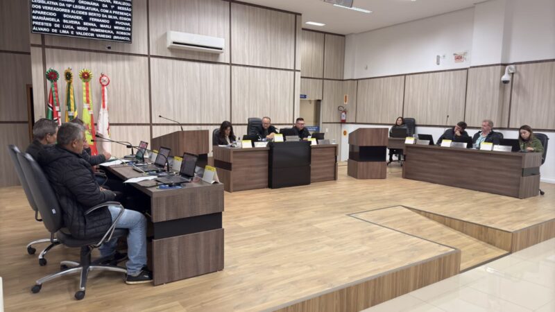 Sessão movimentada reforça apoio ao Hospital e valoriza fumicultores