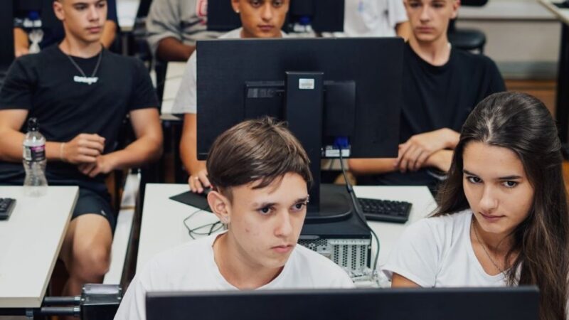 Governo de SC lança pacote de investimentos na Educação