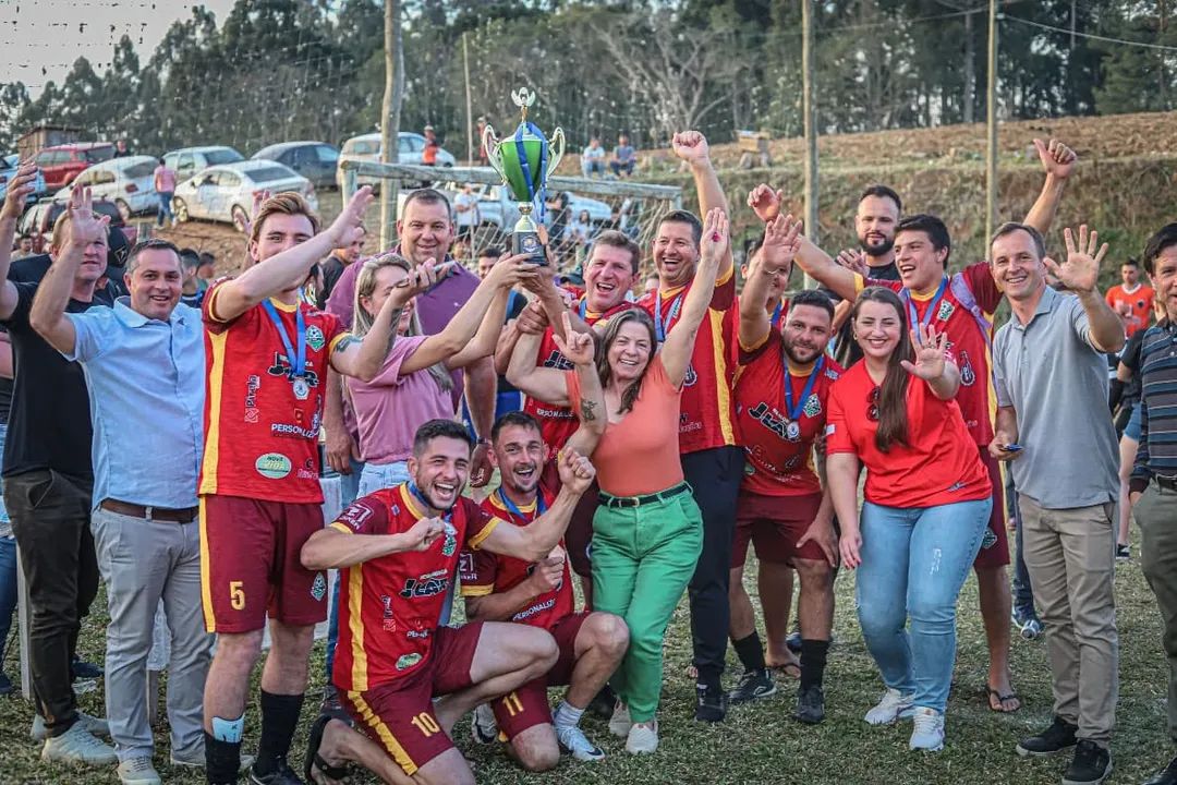 Final do Campeonato Municipal de Futebol Suíço movimenta Entre Rios em Santa Terezinha