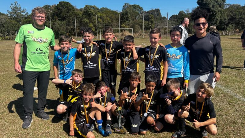 FMD São Bento do Sul conquista títulos na Liga dos Campeões Kids em Rio Negro