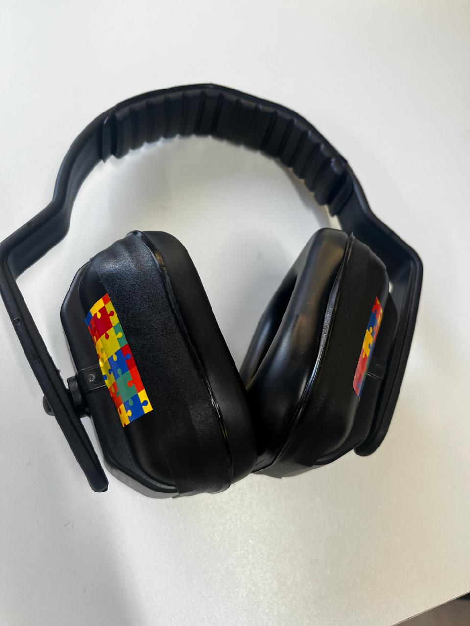 Prefeitura de São Bento do Sul adota fones de ouvido para crianças autistas em todas as unidades de saúde