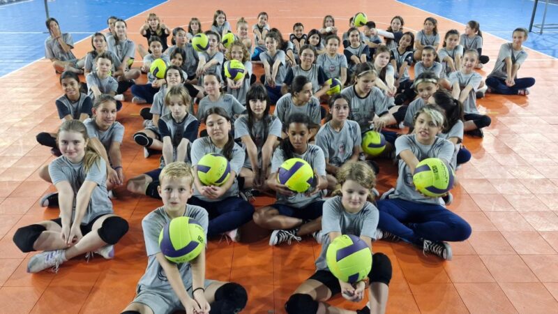Projeto “Voleibol para Sempre, da Escola para a Vida”, divulga balanço de mês de julho  