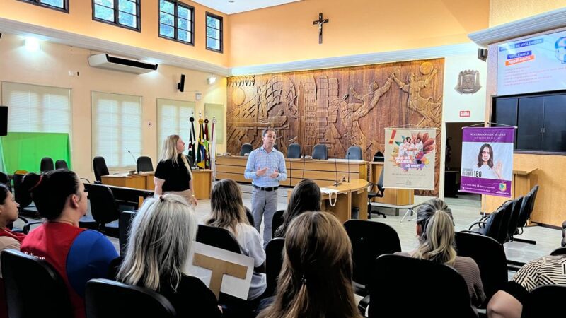 Procuradoria da Mulher promove mesa redonda pelo Agosto Lilás
