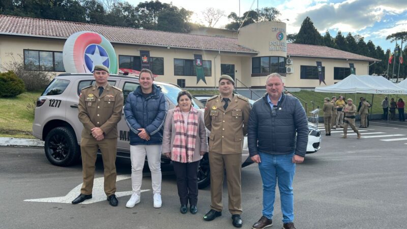 Vereadores acompanham promoção da Polícia Militar