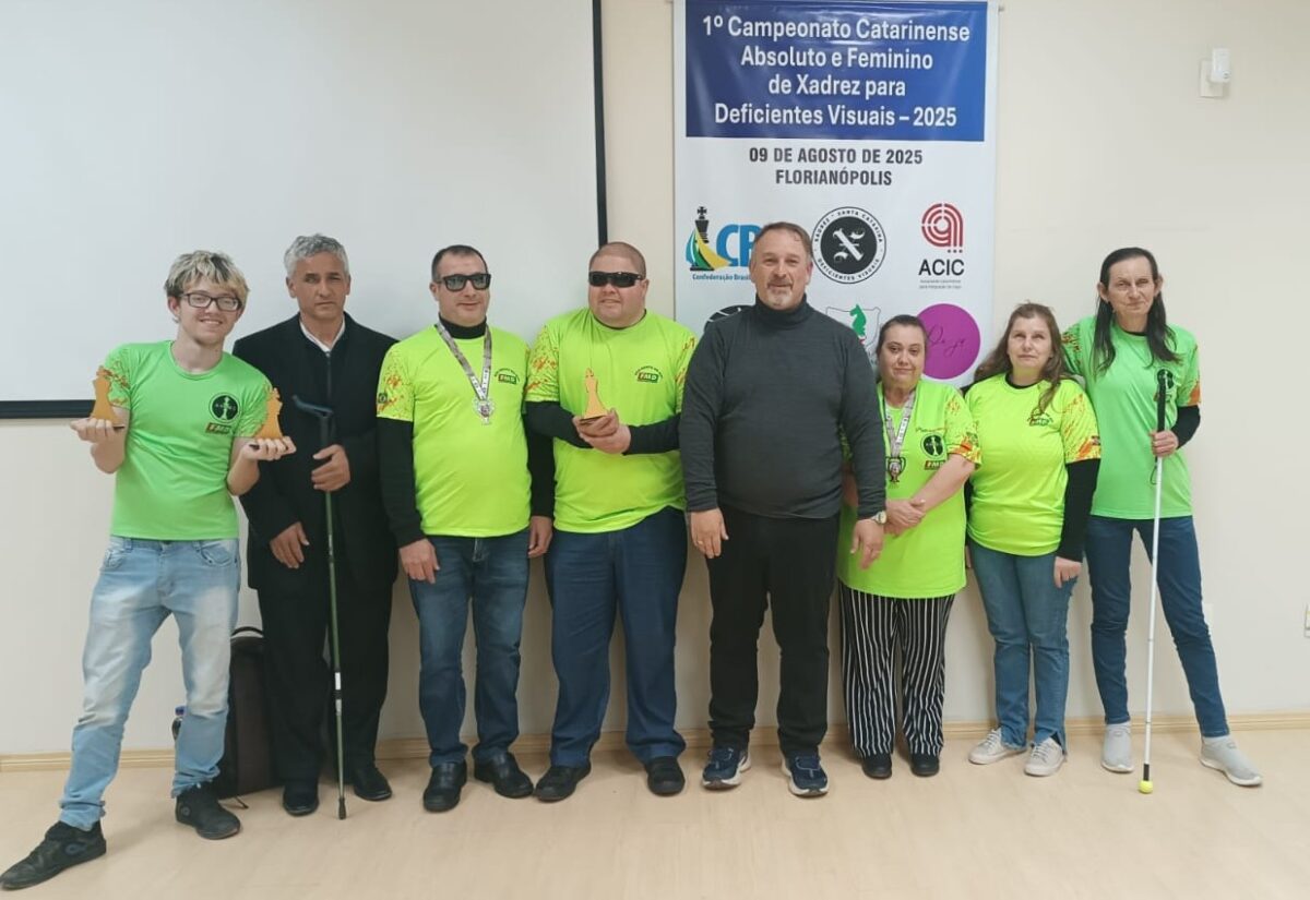 Equipe de Xadrez da FMD São Bento do Sul brilha em campeonato estadual para deficientes visuais