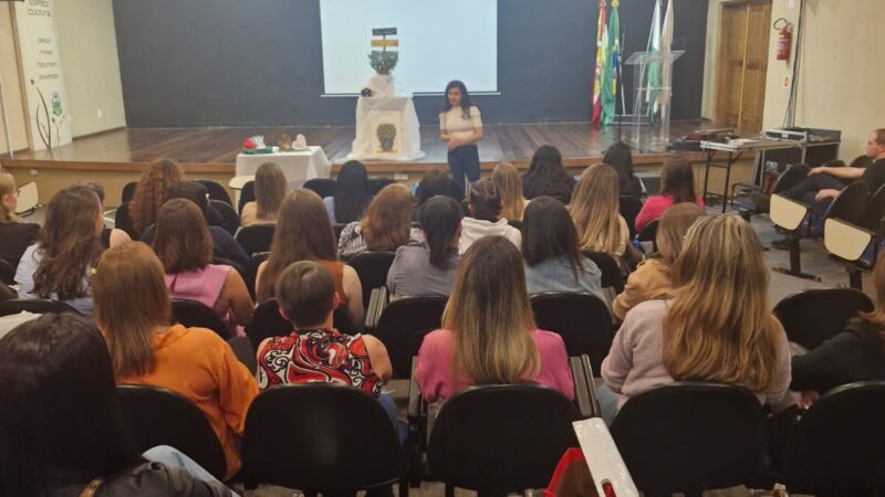 Encontro com Atendentes Educacionais Marca a Semana da Deficiência Intelectual e Múltipla em Campo Alegre