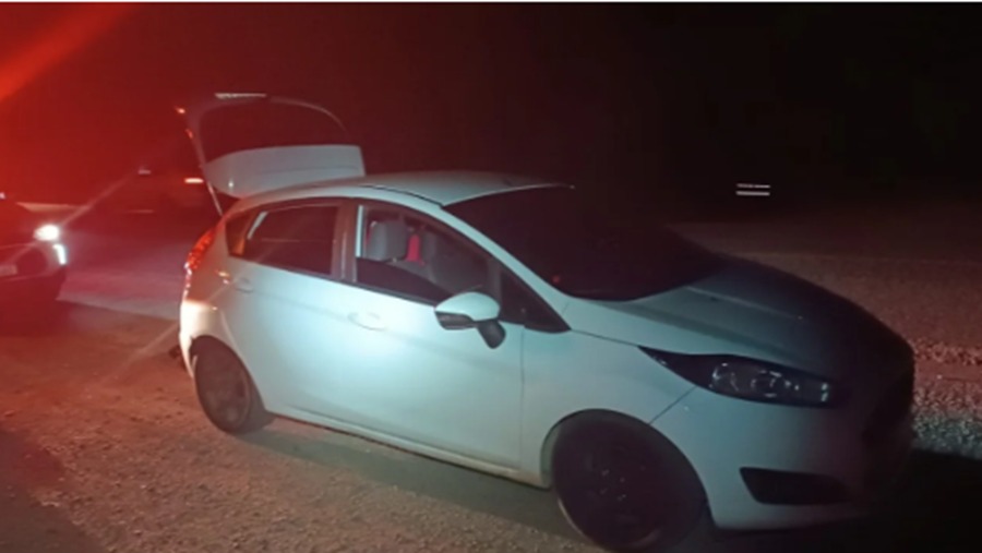 Carro furtado em Jaraguá do Sul é recuperado pela PM em Rio Negrinho