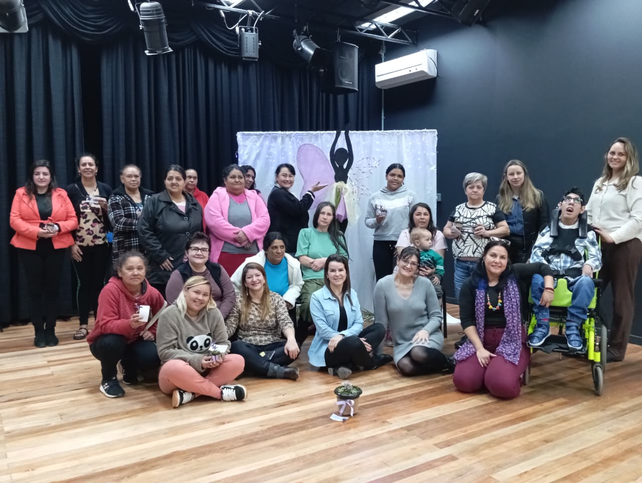 Prefeitura promove evento alusivo ao Agosto Lilás no CRAS de Serra Alta