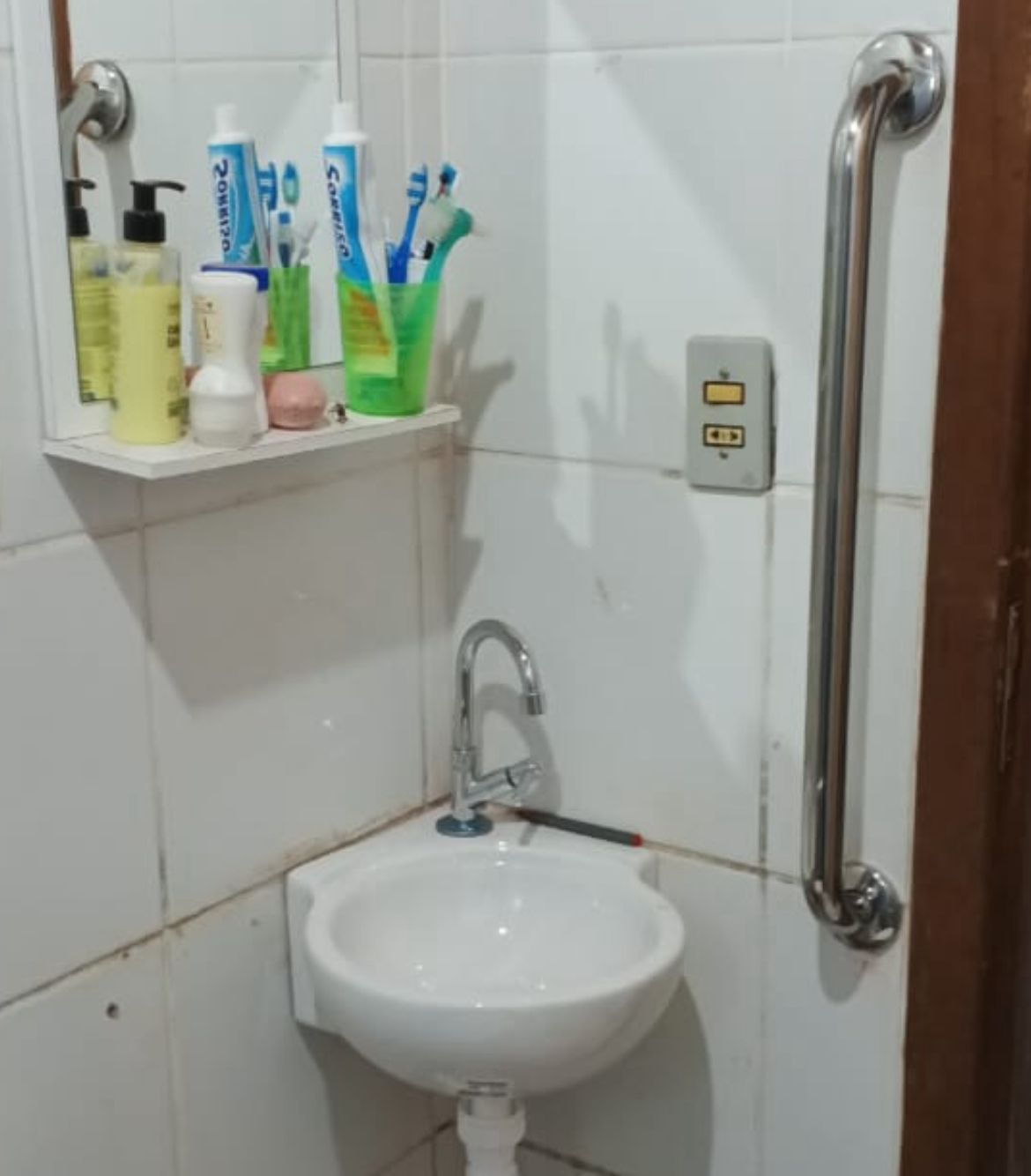 EMHAB instala dispositivos de acessibilidade em residência de São Bento do Sul