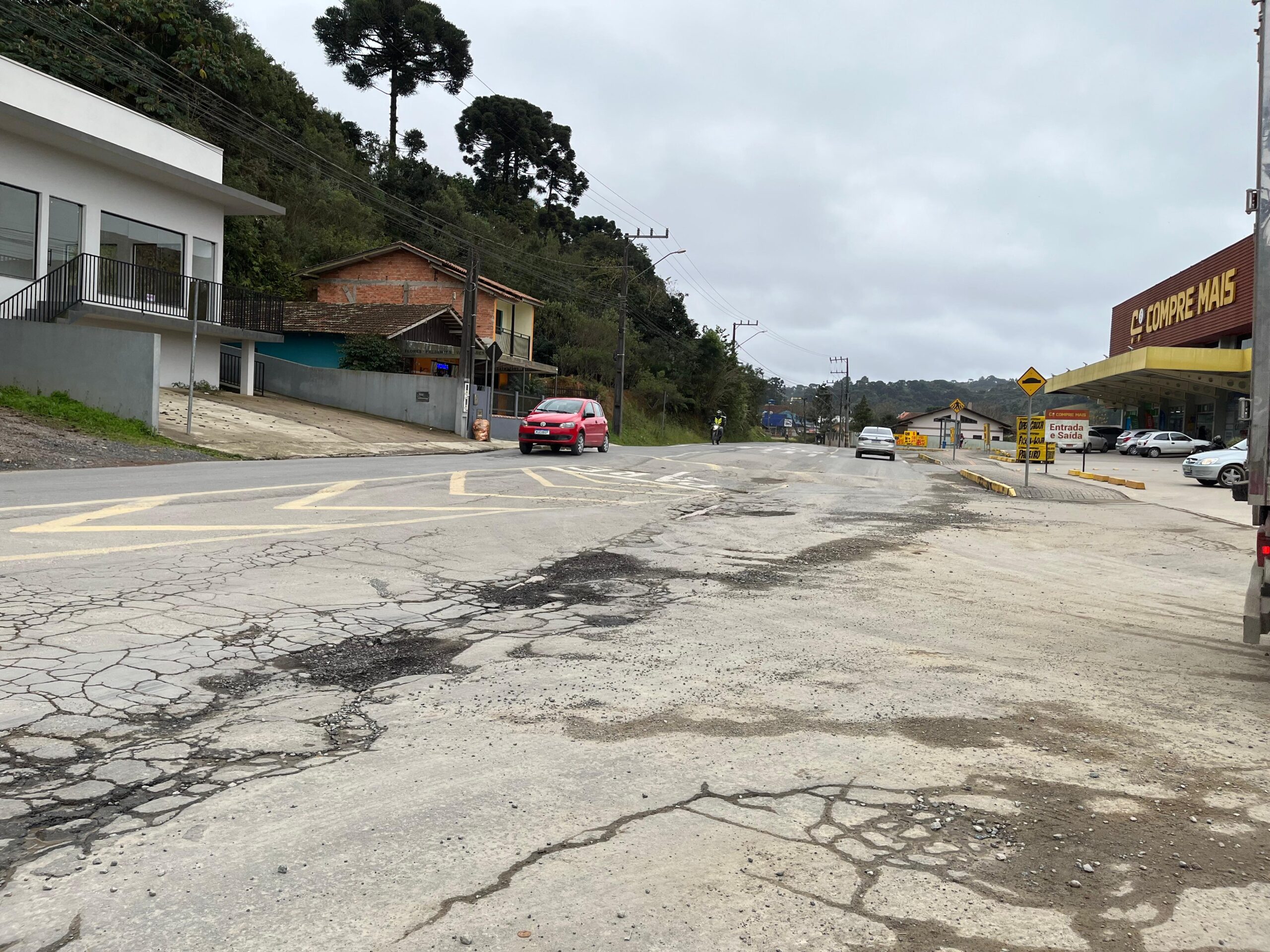 Prefeitura lança edital para requalificação viária da Rua Mathias Nossol