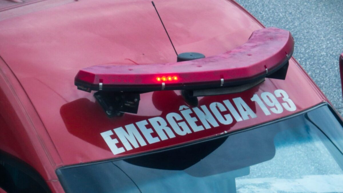 Menino de 12 anos é atropelado por carro e sofre traumatismo craniano em Brusque