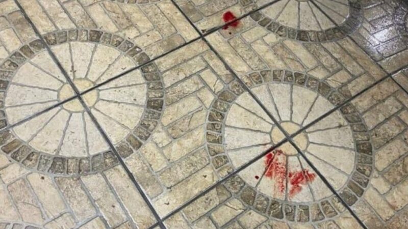 Homem é morto a facadas após cobrar aluguel de inquilino em Itajaí