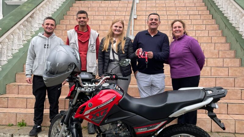 Prefeitura de Campo Alegre Adquire Nova Moto Para Reforçar O Trabalho Dos Agentes De Endemias