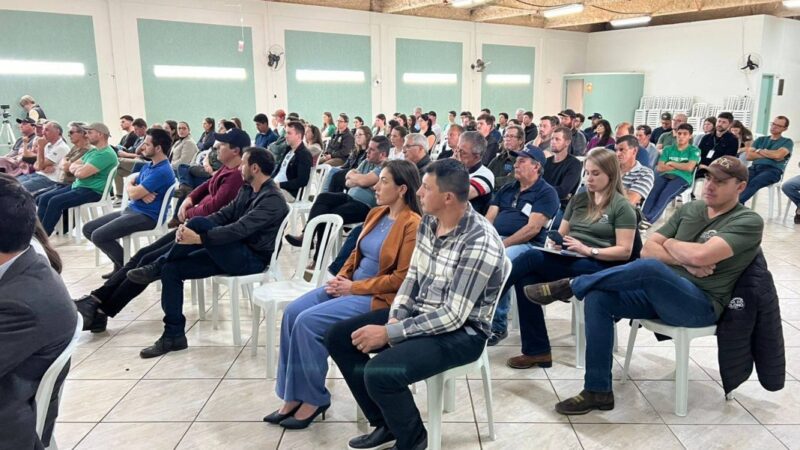 Amplanorte reúne agricultores em Canoinhas para discutir desafios do setor