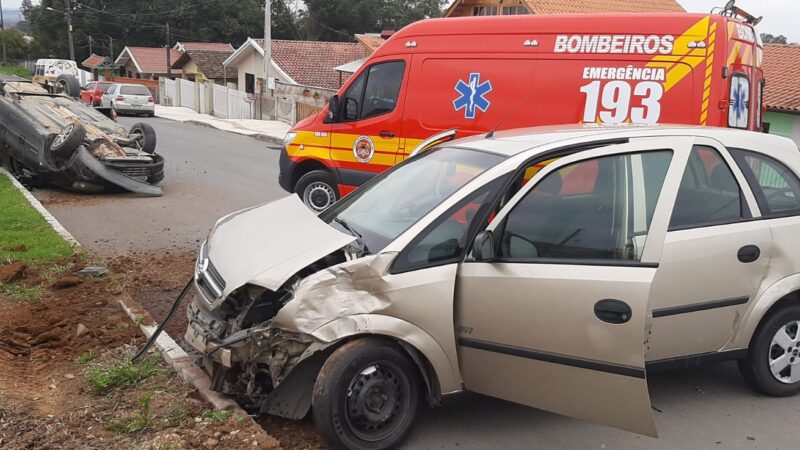 Acidente de trânsito mobiliza Corpo de Bombeiros em Mafra