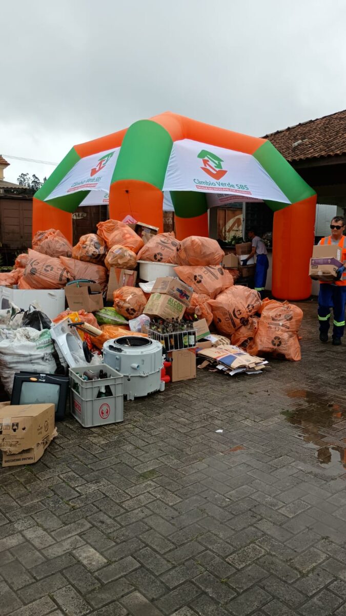 Câmbio Verde arrecada mais de 7 toneladas de recicláveis no bairro Serra Alta