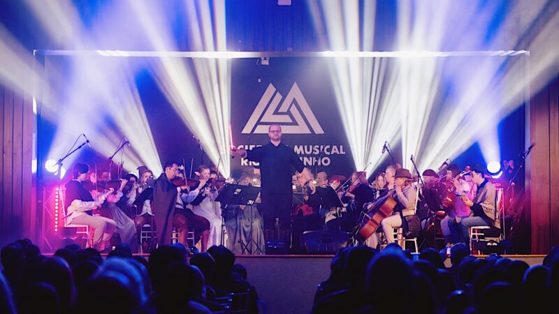 Orquestra Filarmônica emociona público em Rio Negrinho