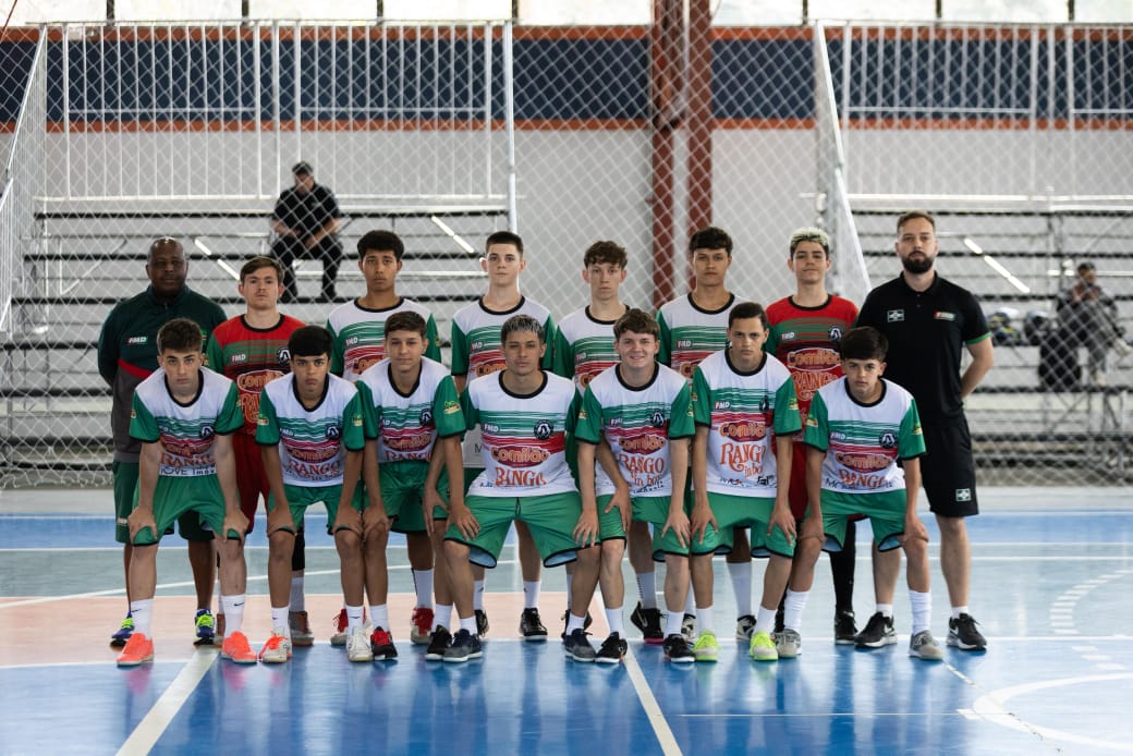 Futsal Masculino Sub 15 vence uma e perde duas em um dos quadrangulares semifinais do Estadual