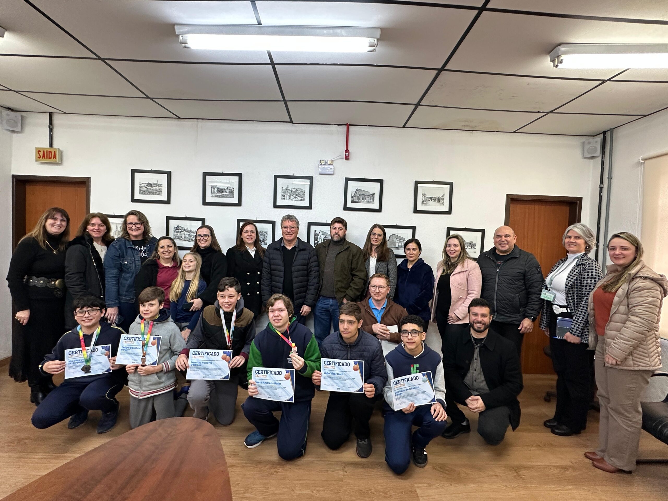 Alunos da Rede Municipal de Ensino são premiados na OBMEP