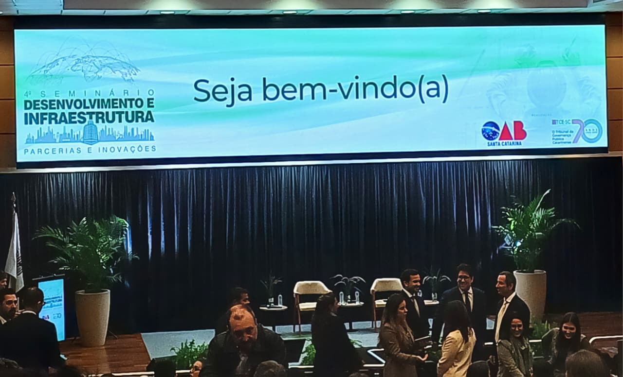 SAMAE de São Bento do Sul participa de seminário sobre desenvolvimento e infraestrutura em Florianópolis