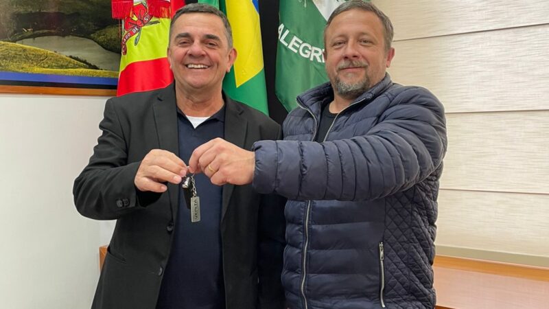 Prefeitura de Campo Alegre investe em nova viatura para a Polícia Civil do município