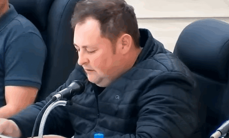 Vereador Israel de Lima cobra transparência sobre uso do aparelho de ultrassom em Santa Terezinha